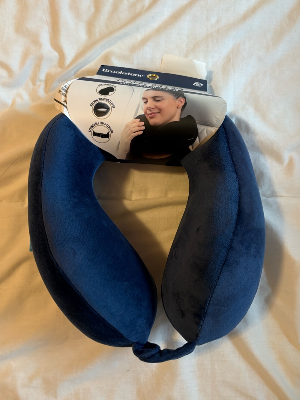 ✨ Bundle Price = $6 ✨ Brookstone Travel Pillow